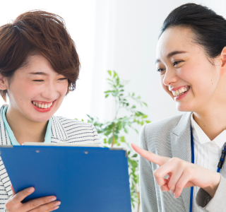 パンフレットデザインなら名古屋の広告作成会社ジョブズツール